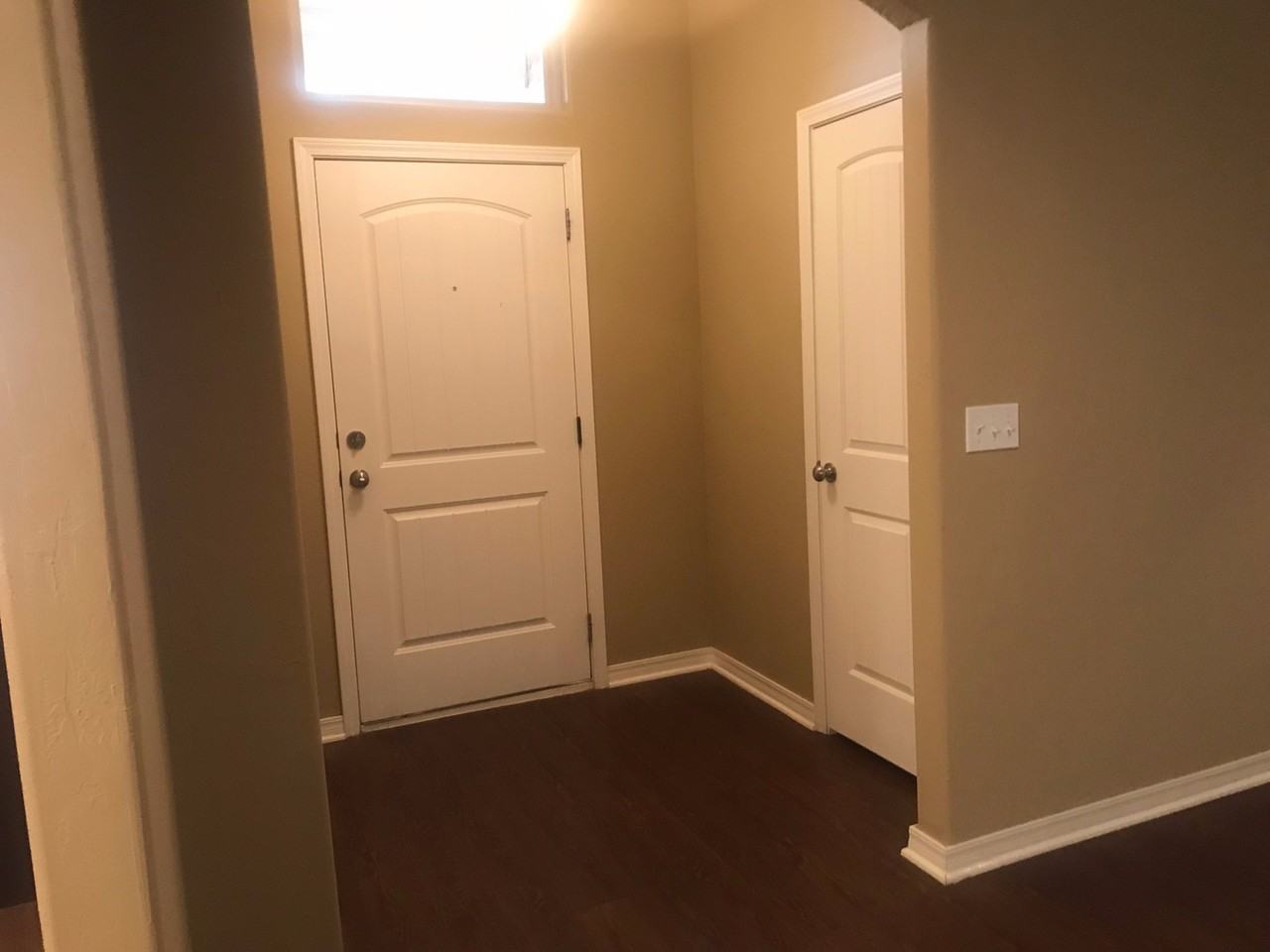 7408 Topeka Dr - Photo 3 of 17