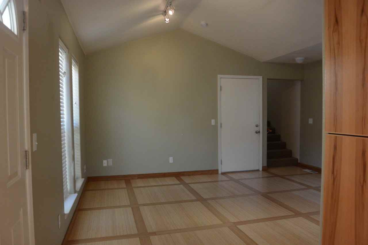 2915 Ne 53rd St - Photo 2 of 13