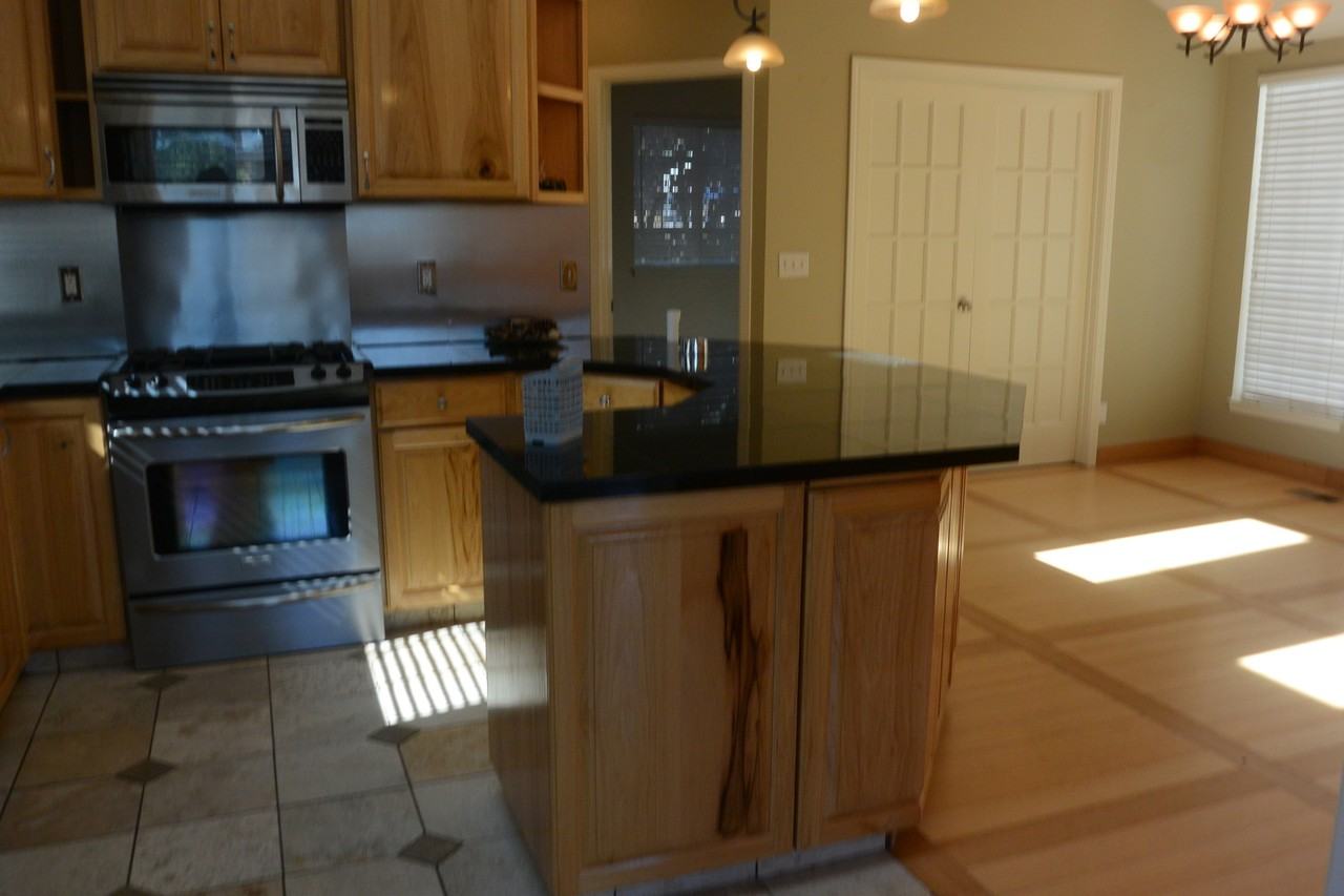 2915 Ne 53rd St - Photo 7 of 13