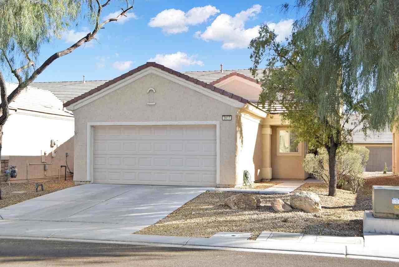 3607 Herring Gull Ln - Photo 2 of 24