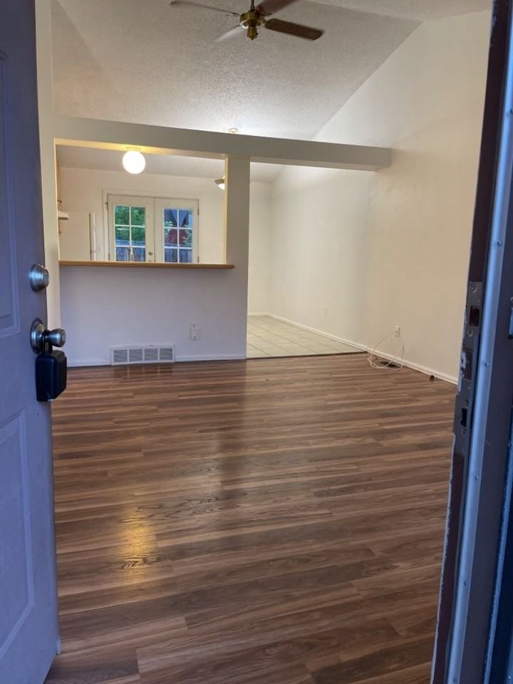 3207 Gatlin St - Photo 2 of 50