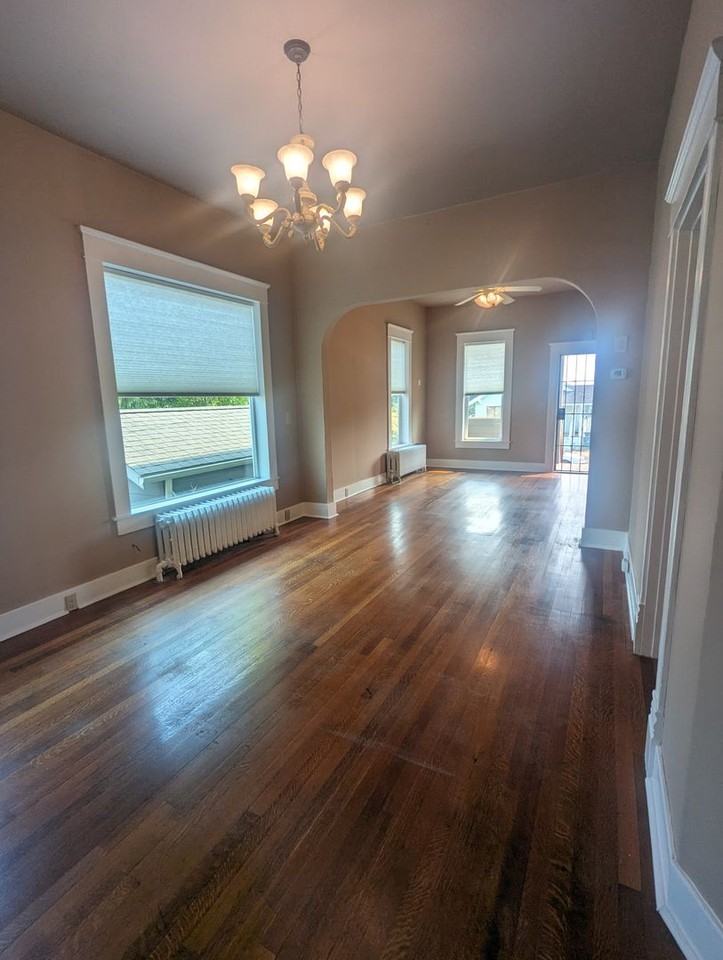 657 Highland Ave - Photo 4 of 24