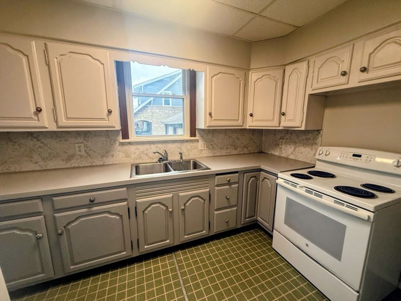 3300 6th St Sw - Photo 6 of 19