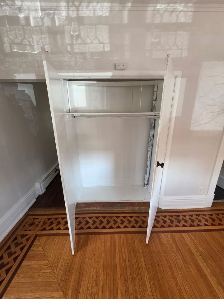 1464 Elizabeth St #2 - Photo 4 of 10