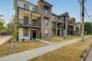 featured image of 327 S Florence Ave