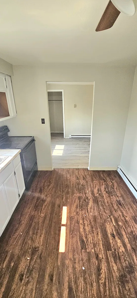 1027 Cochran Mill Road - Photo 5 of 28