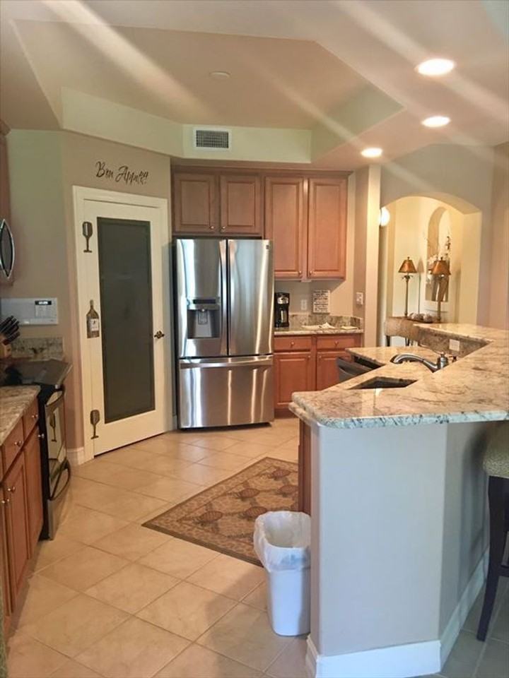 1269 Rialto Way #102 - Photo 5 of 39