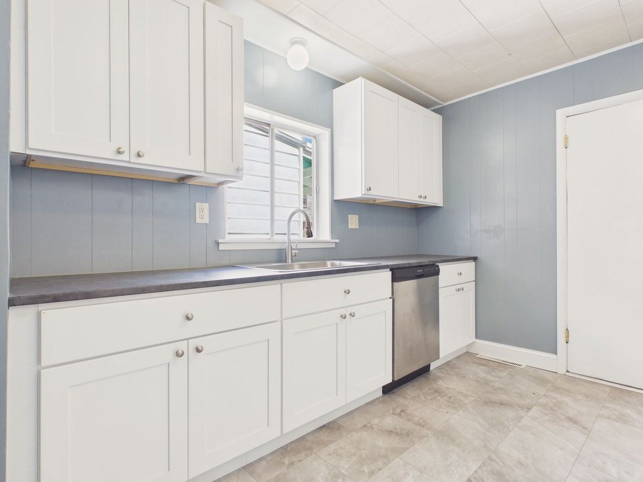 219 Reily St - Photo 2 of 27