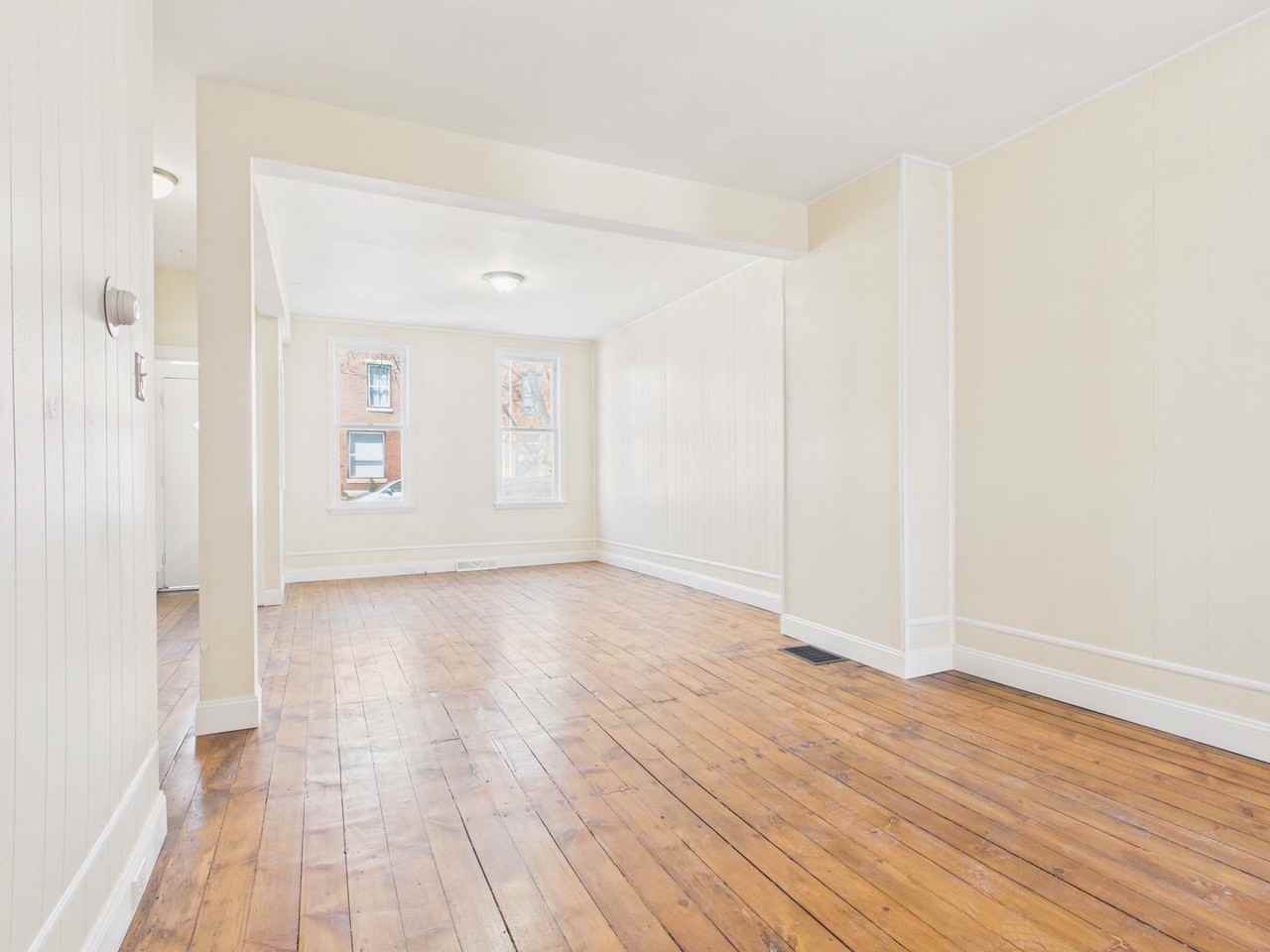 219 Reily St - Photo 5 of 27