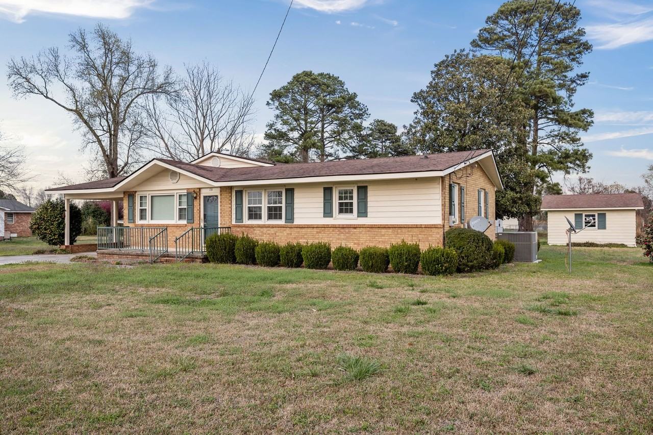 131 Fairview Village Rd - Photo 3 of 43