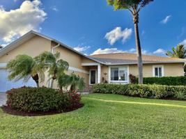 featured image of 448 Parkhouse Ct