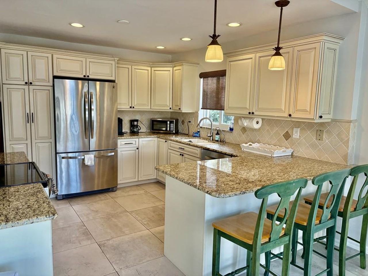 448 Parkhouse Ct - Photo 2 of 13