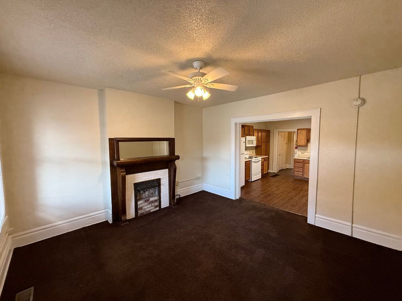 113 Chittenden Ave - Photo 3 of 14