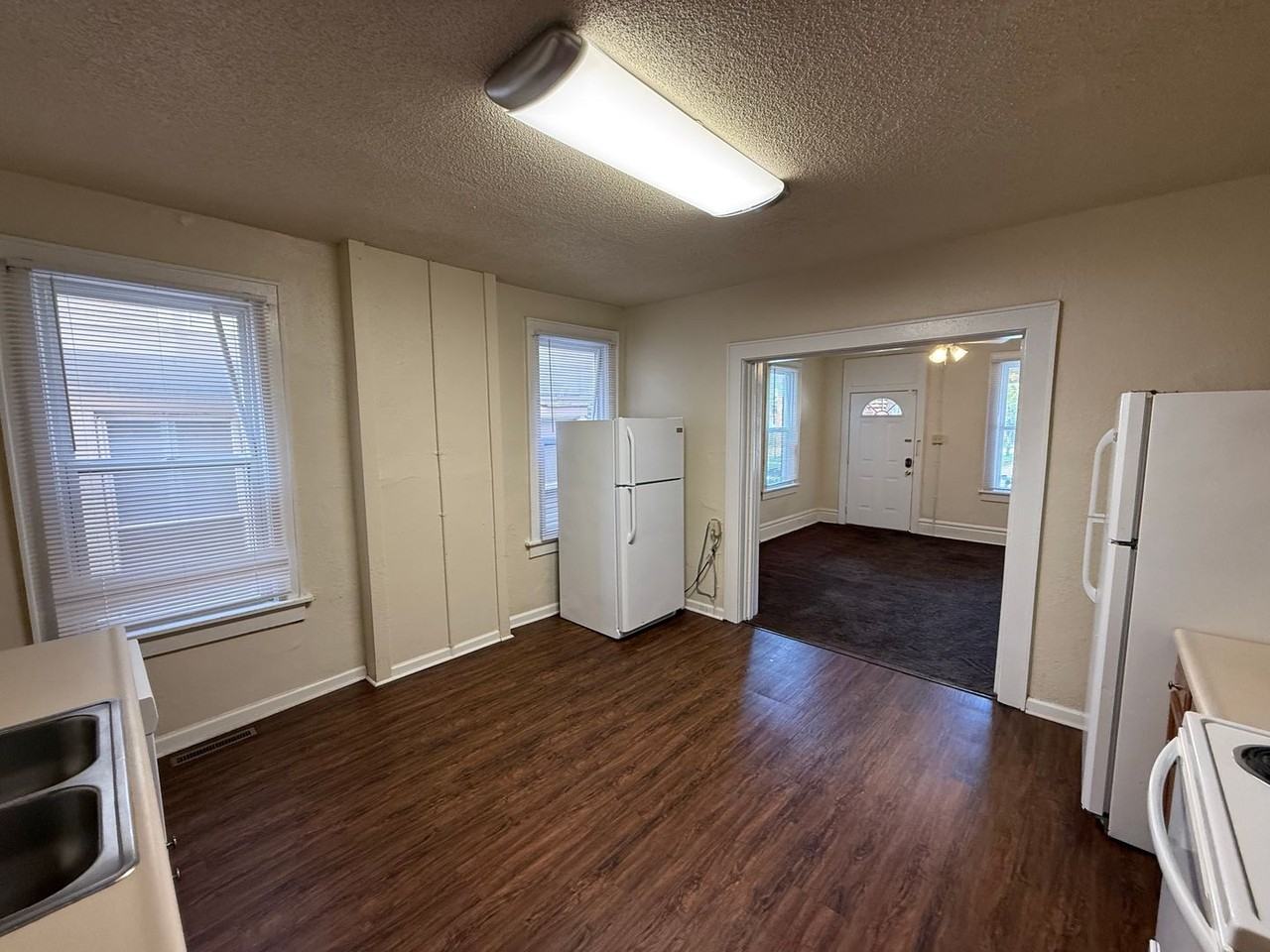 113 Chittenden Ave - Photo 6 of 14