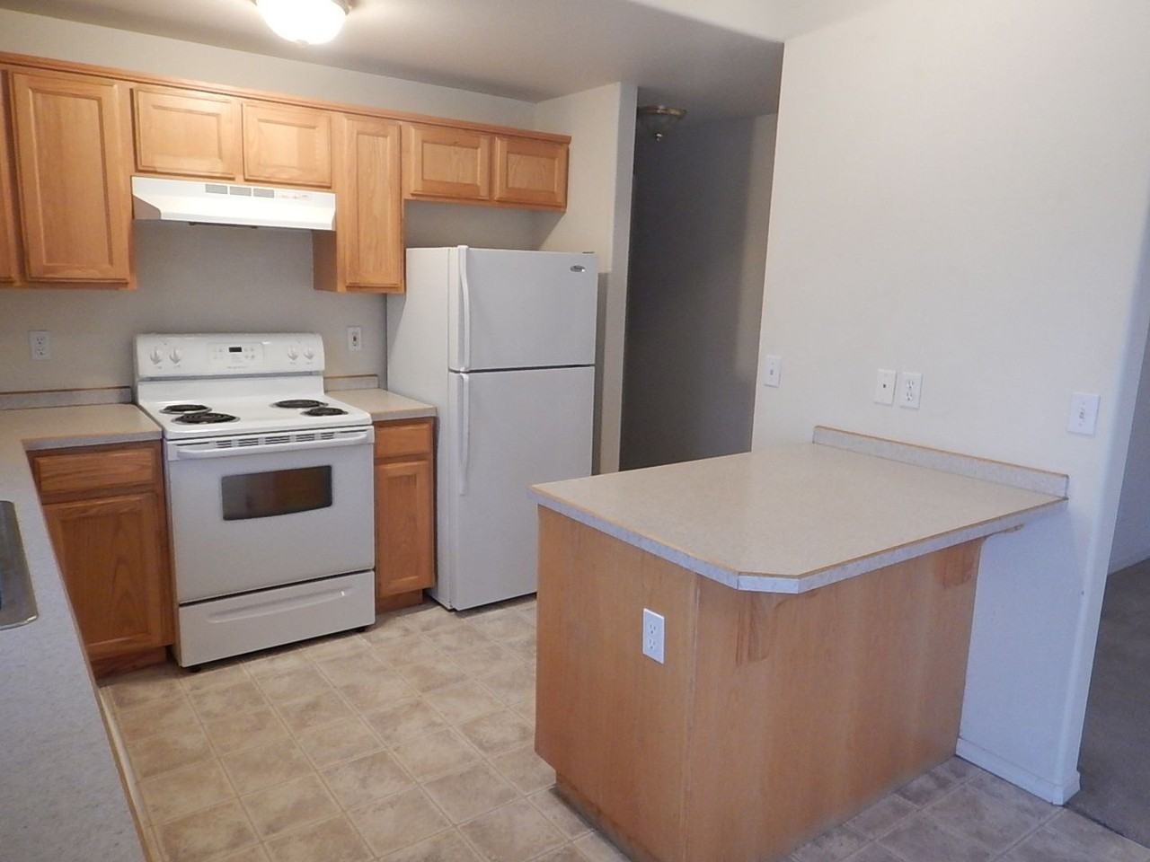 2075 Ne Timberwolf Loop - Photo 6 of 18