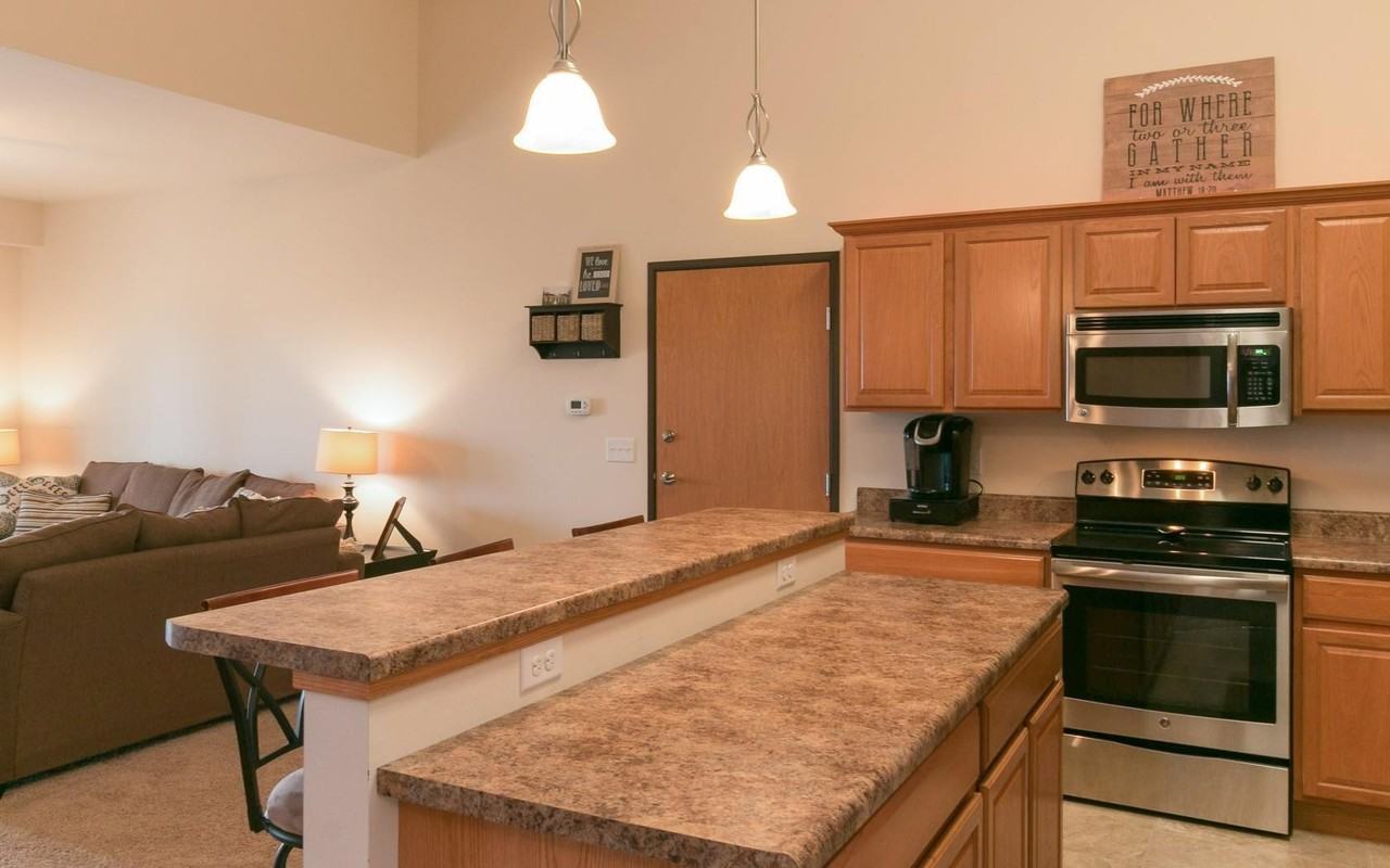 1620 Lincoln Dr - Photo 2 of 29