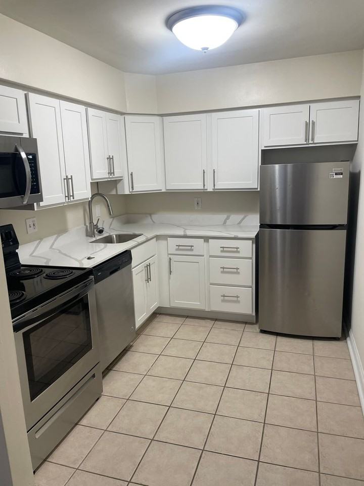 Ardglen Gardens Apartments - Photo 7 of 27