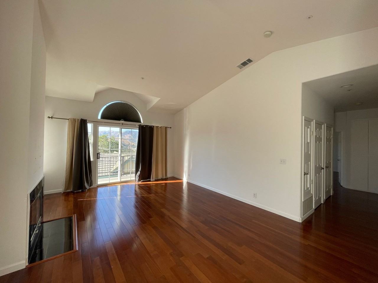 260 Channing Way #9 - Photo 6 of 33