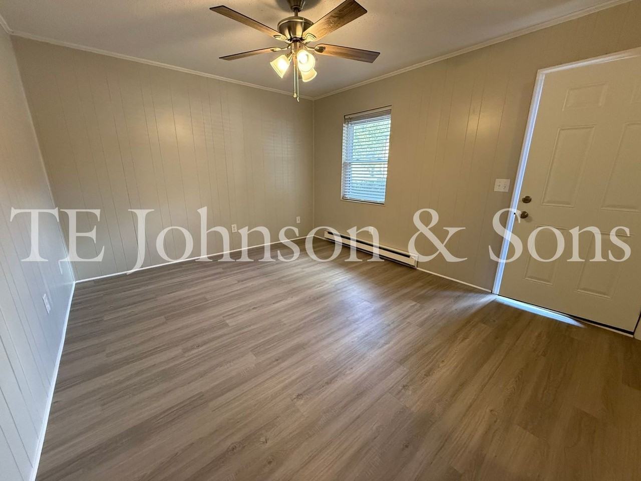 128 Weatherwood Ct - Photo 6 of 15