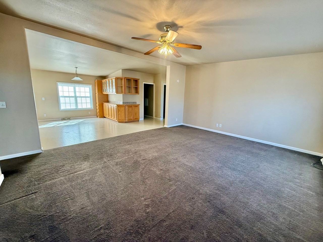 1545 Alta Vista St - Photo 3 of 14