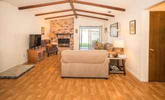 featured image of 854 Del Oro St