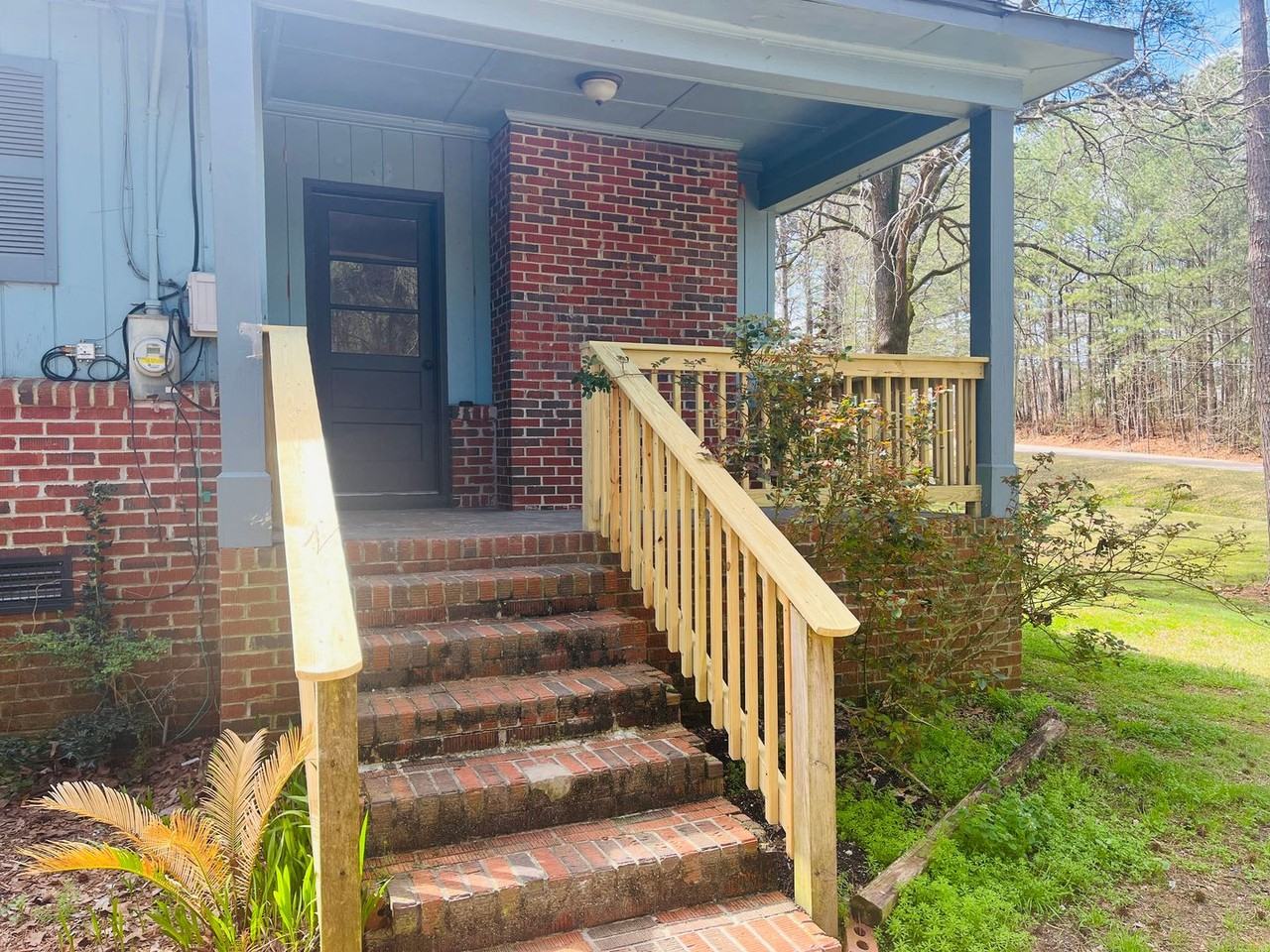 32 N Cove Dr - Photo 3 of 35