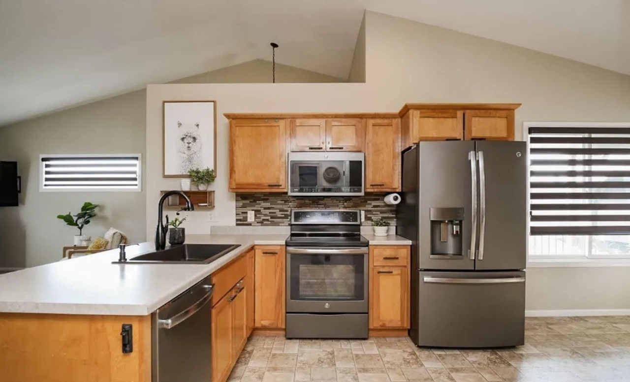 3436 W 84th Pl - Photo 6 of 31