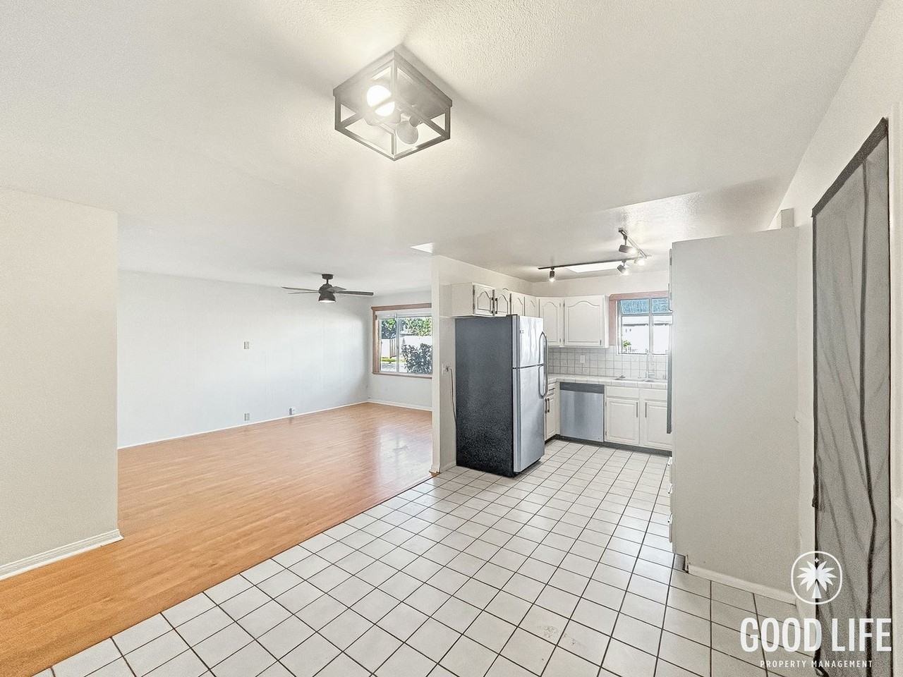 5047 Glasgow Dr - Photo 6 of 23