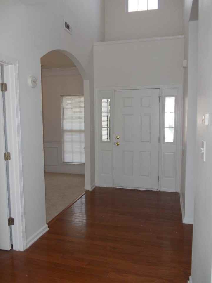 7104 Smithton Ln - Photo 2 of 19