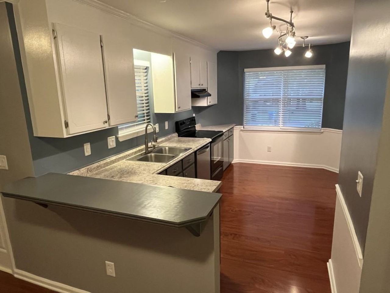 10221 Grand Junction Rd - Photo 5 of 22