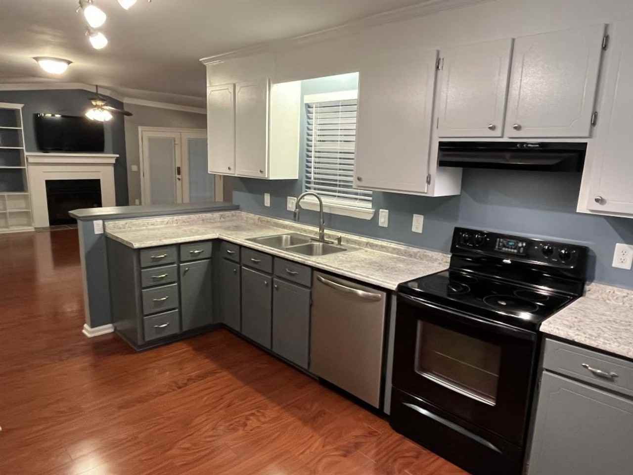 10221 Grand Junction Rd - Photo 6 of 22