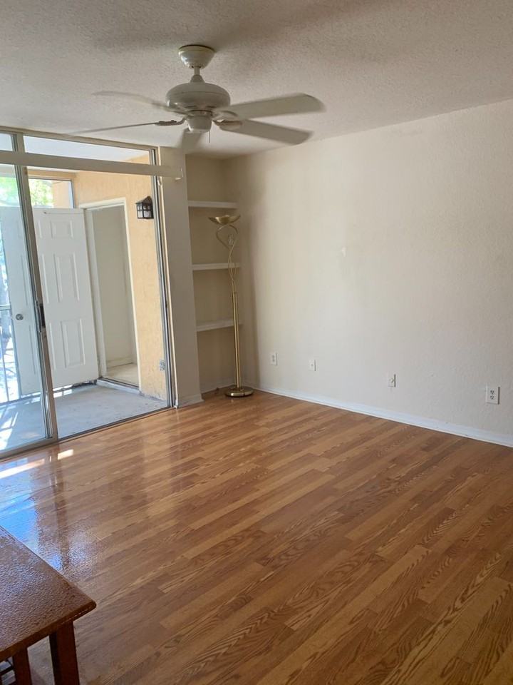 8939 Latrec Ave - Photo 4 of 16