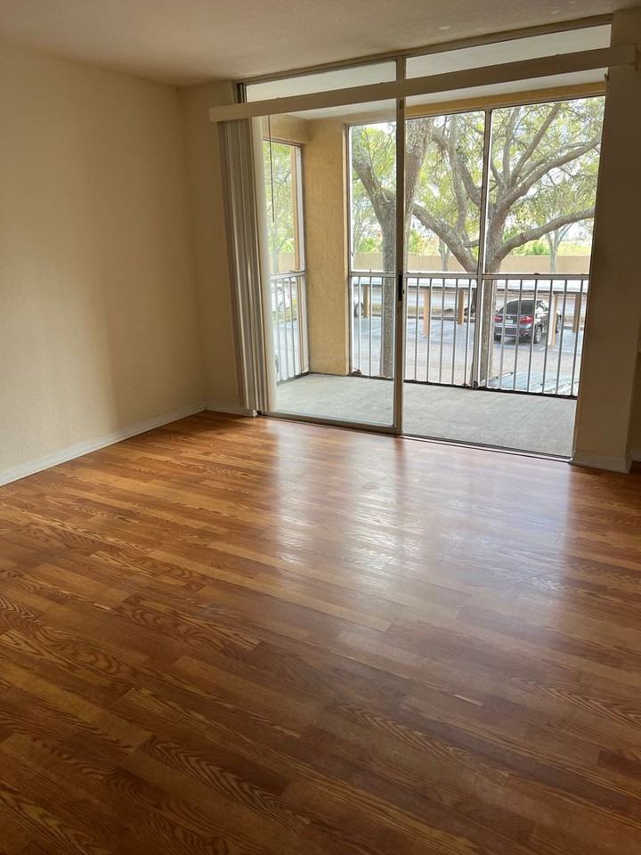 8939 Latrec Ave - Photo 7 of 16