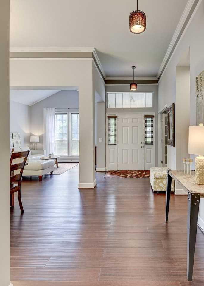 5893 Woodlands Ave - Photo 5 of 29