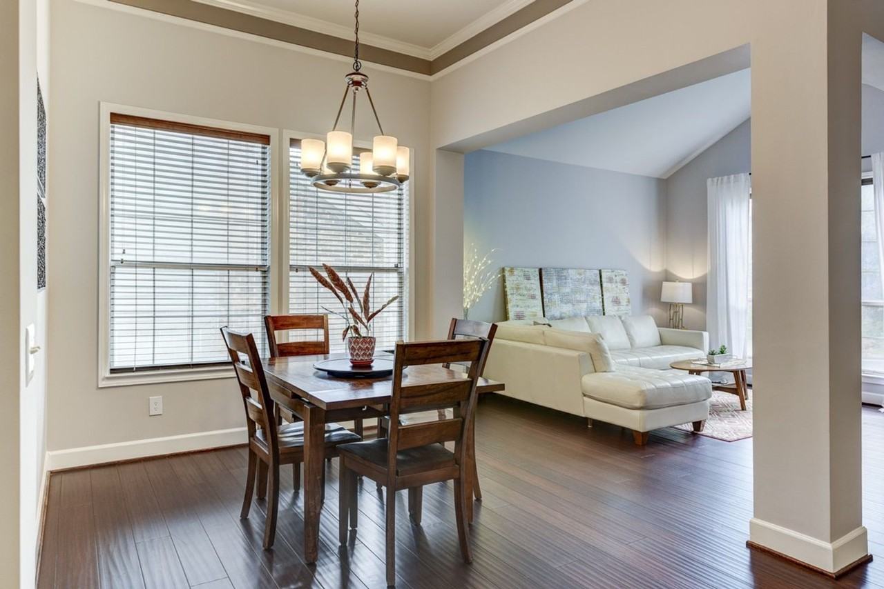 5893 Woodlands Ave - Photo 6 of 29