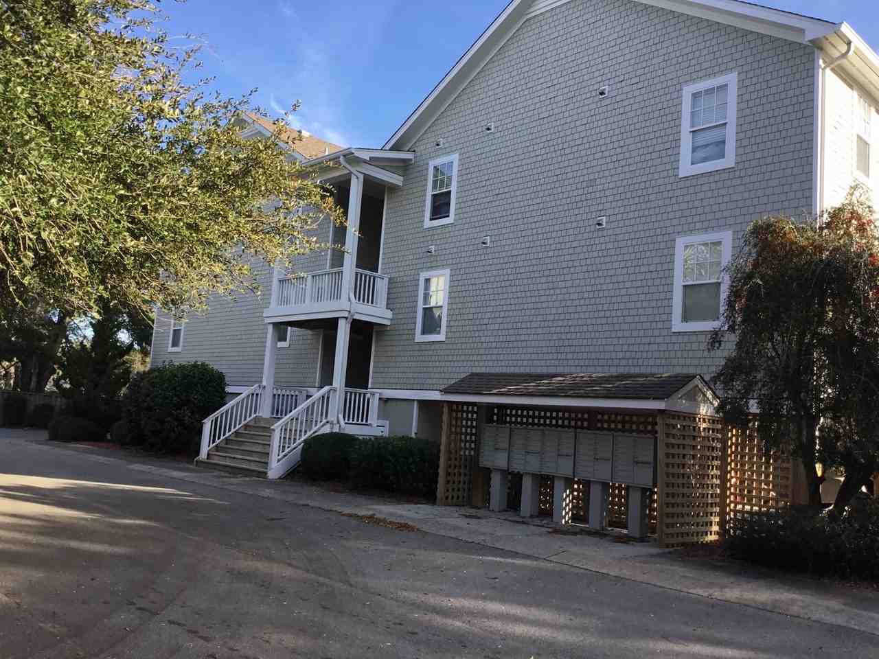 608 W Brown St #A - Photo 3 of 17