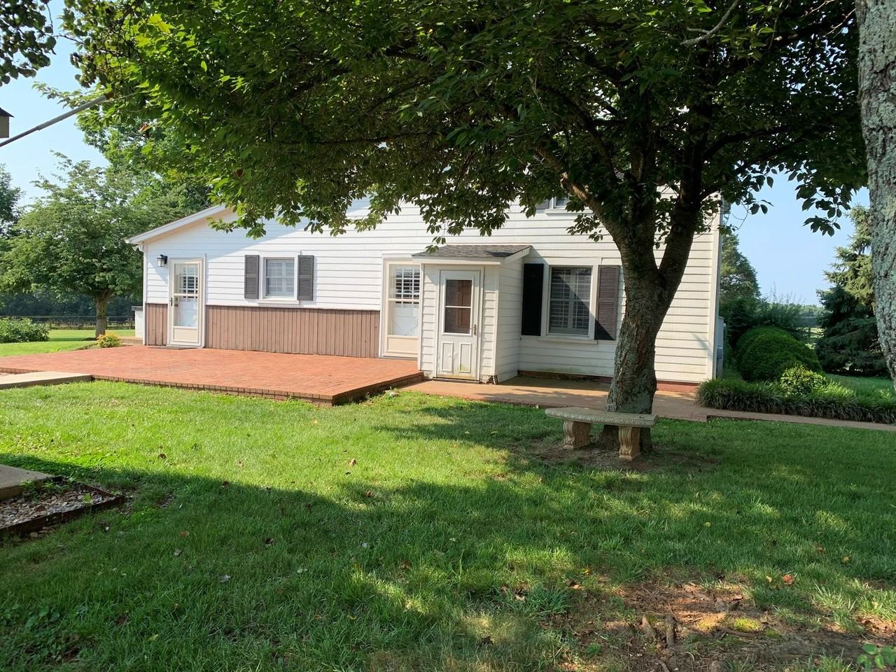 6010 Thomas Jefferson Rd - Photo 3 of 21