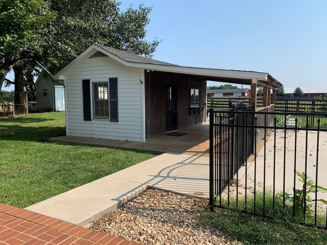 6010 Thomas Jefferson Rd - Photo 4 of 21