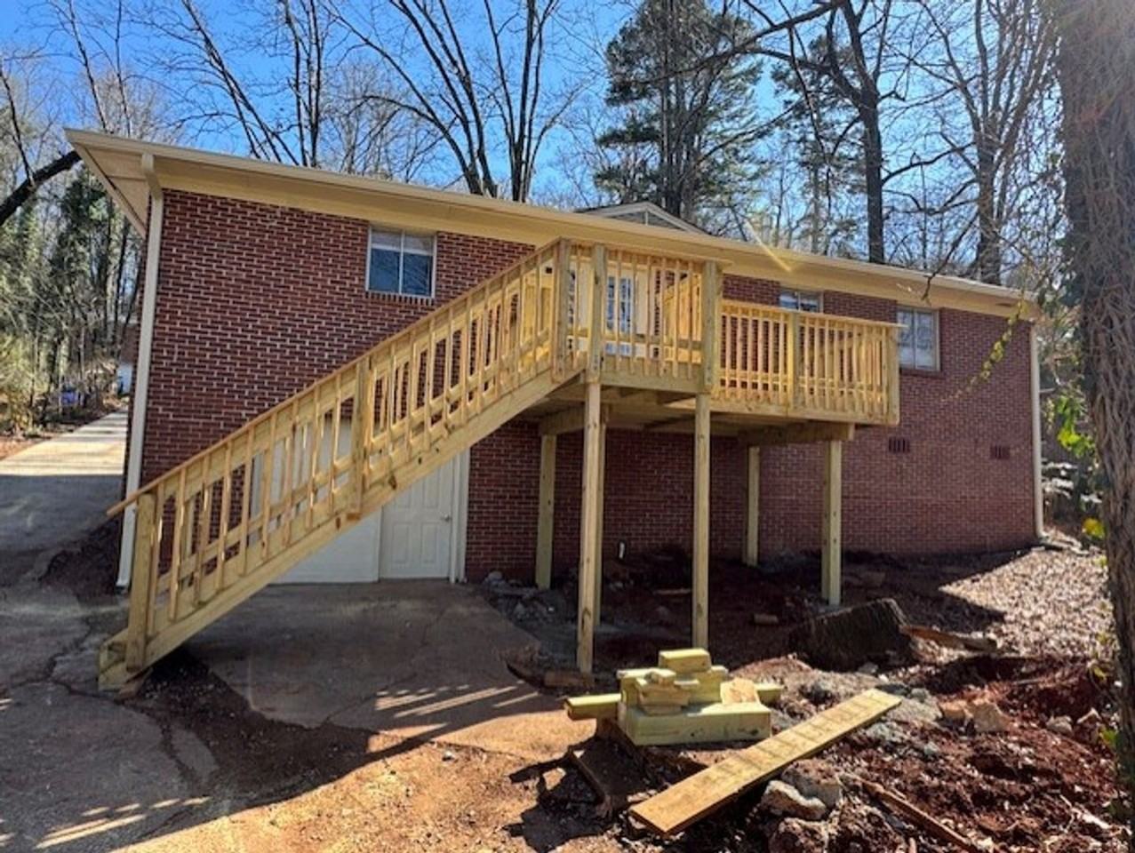 630 Lisa Ln - Photo 6 of 18