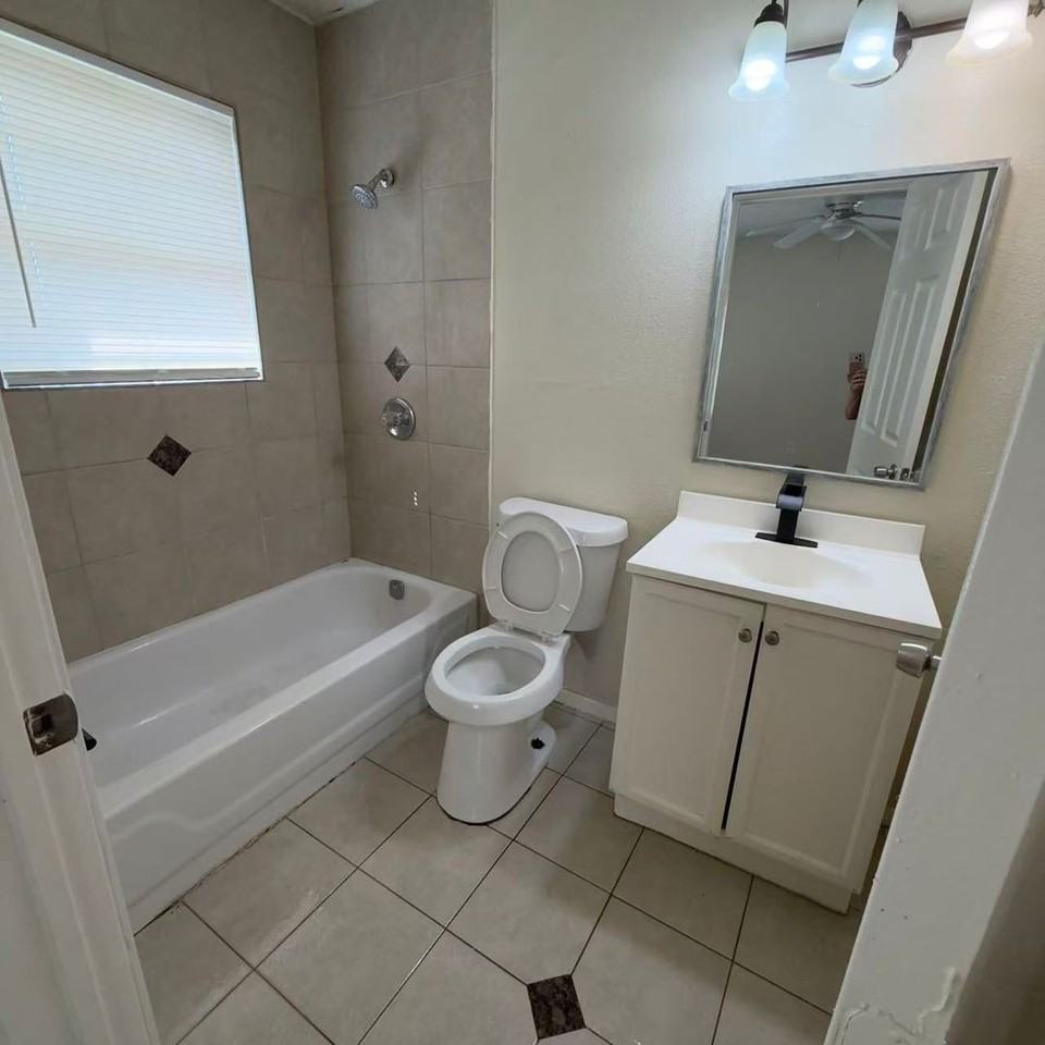 2913 Gardenia Dr - Photo 7 of 9