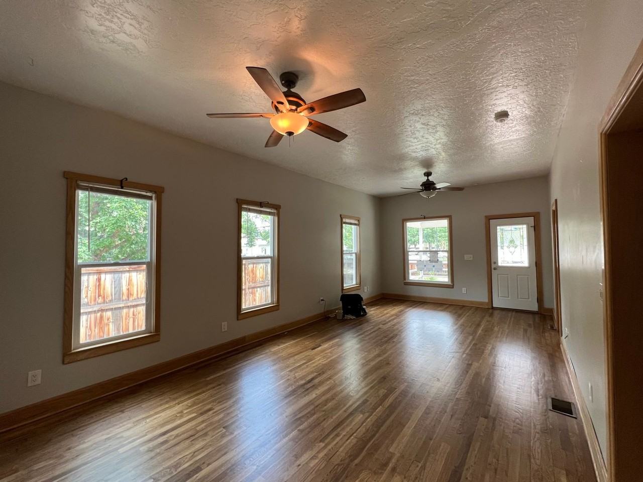 603 S Meldrum St - Photo 5 of 18