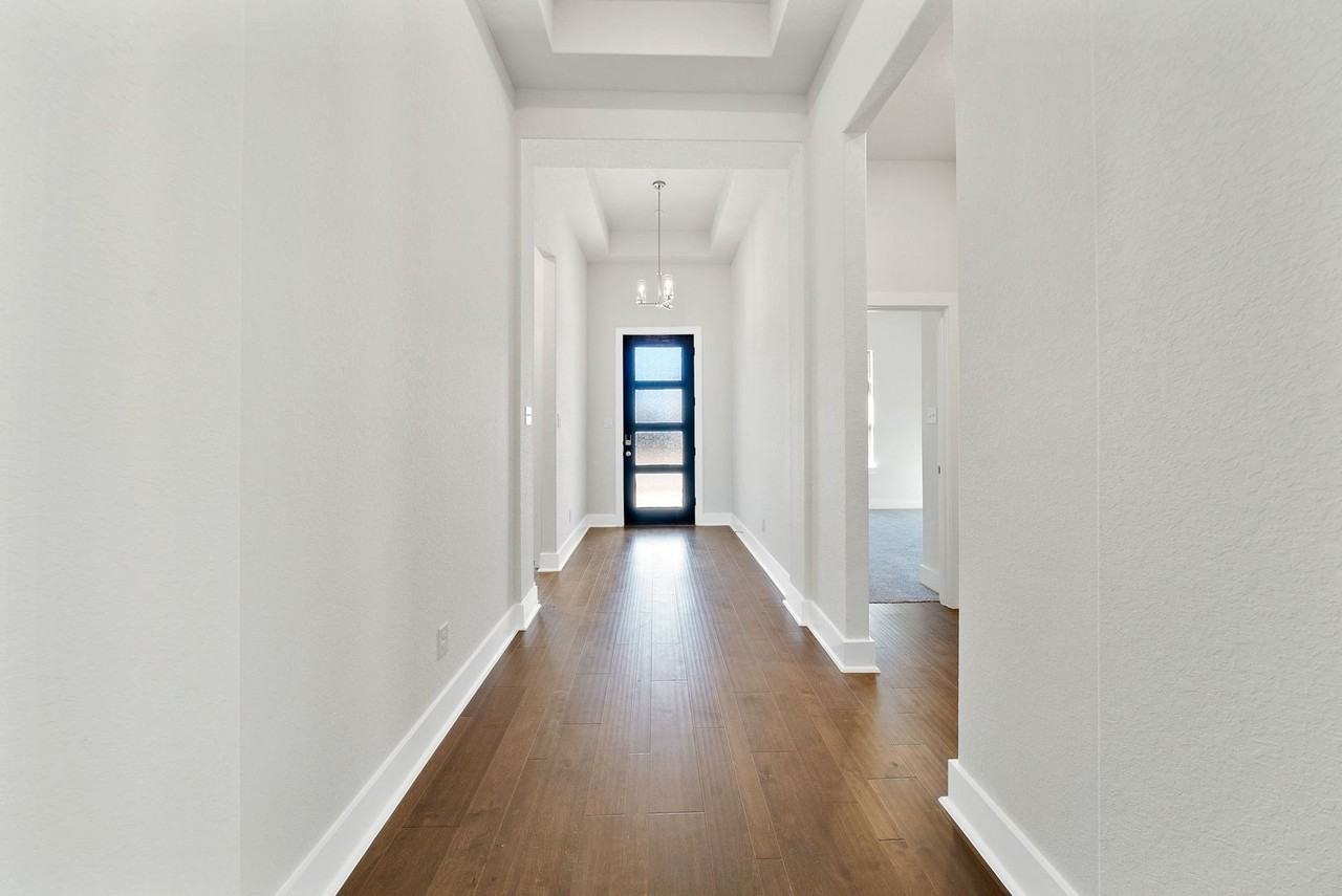 12515 Silver Gate - Photo 2 of 24