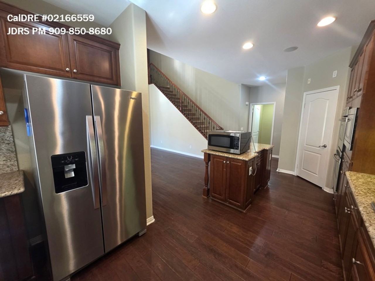 71 Wonderland - Photo 3 of 20