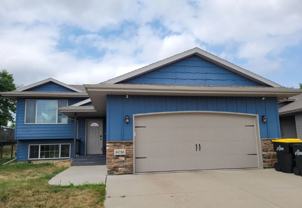 8016 W Vista Park St - Photo 1 of 1