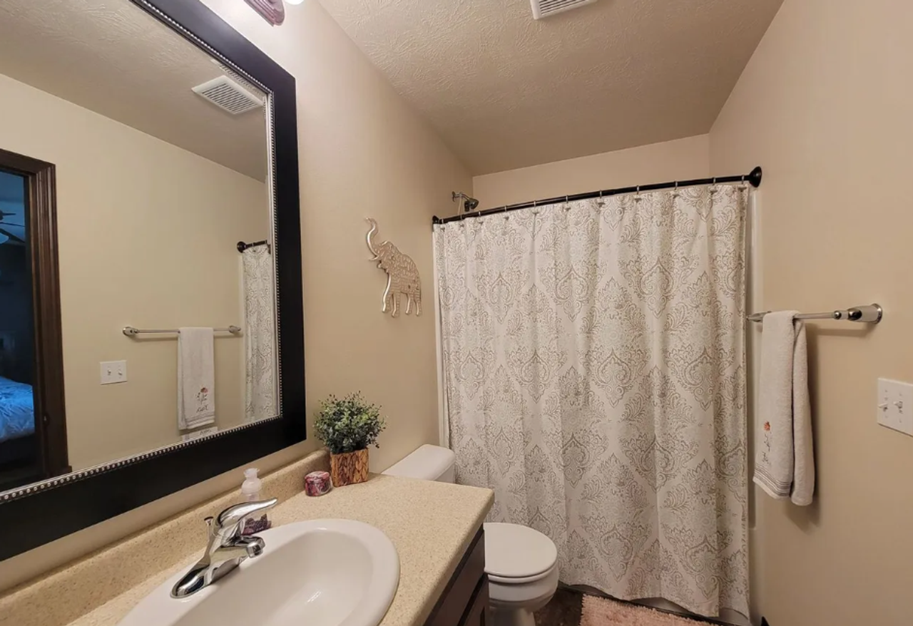 8016 W Vista Park St - Photo 7 of 14