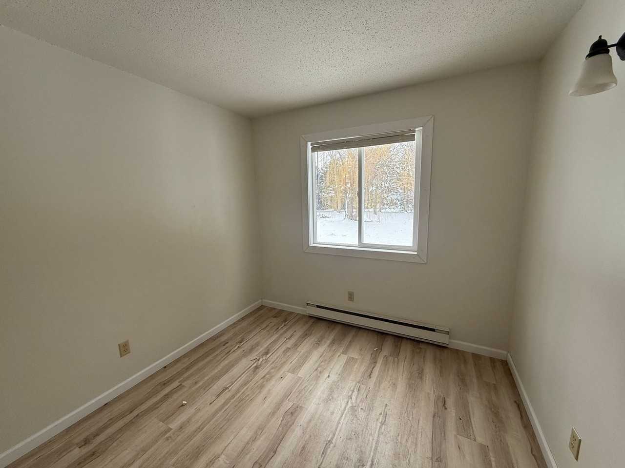 Eastown - 365-395 2nd Ave NE - Photo 7 of 16