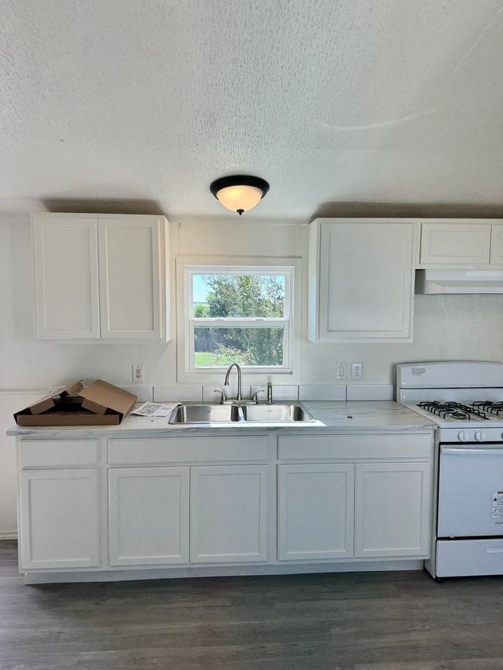 239 Private Road 1634 #4 - Photo 3 of 13