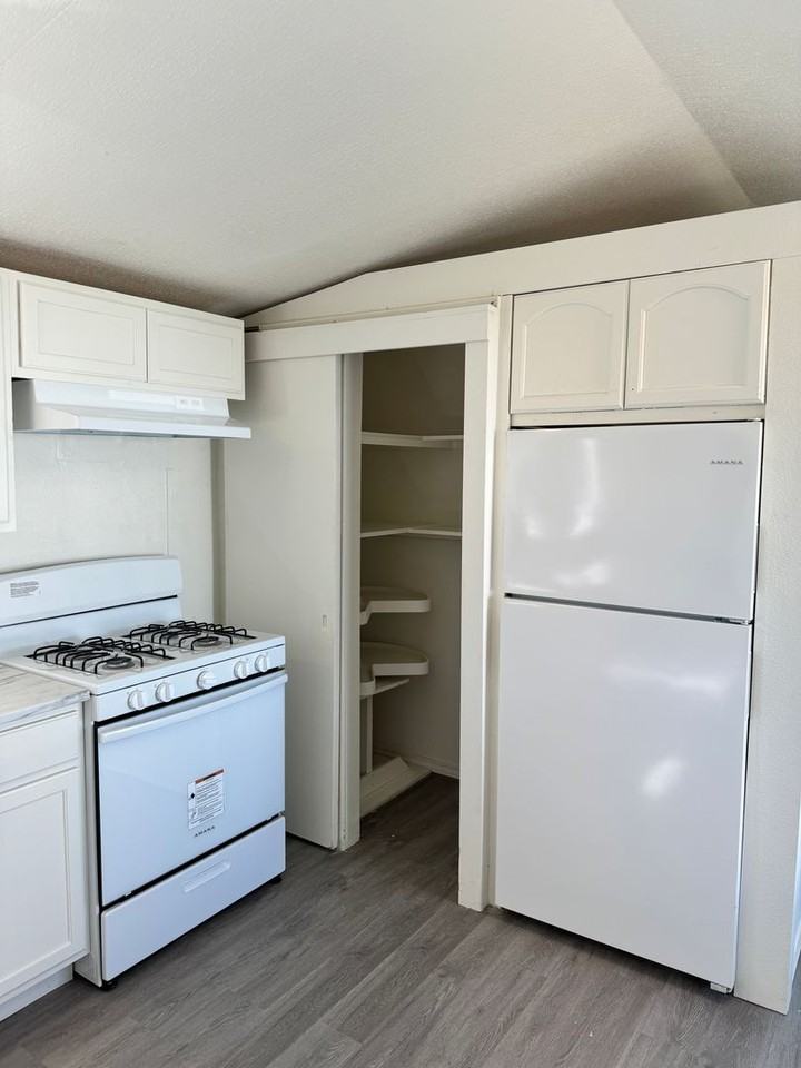 239 Private Road 1634 #4 - Photo 4 of 13