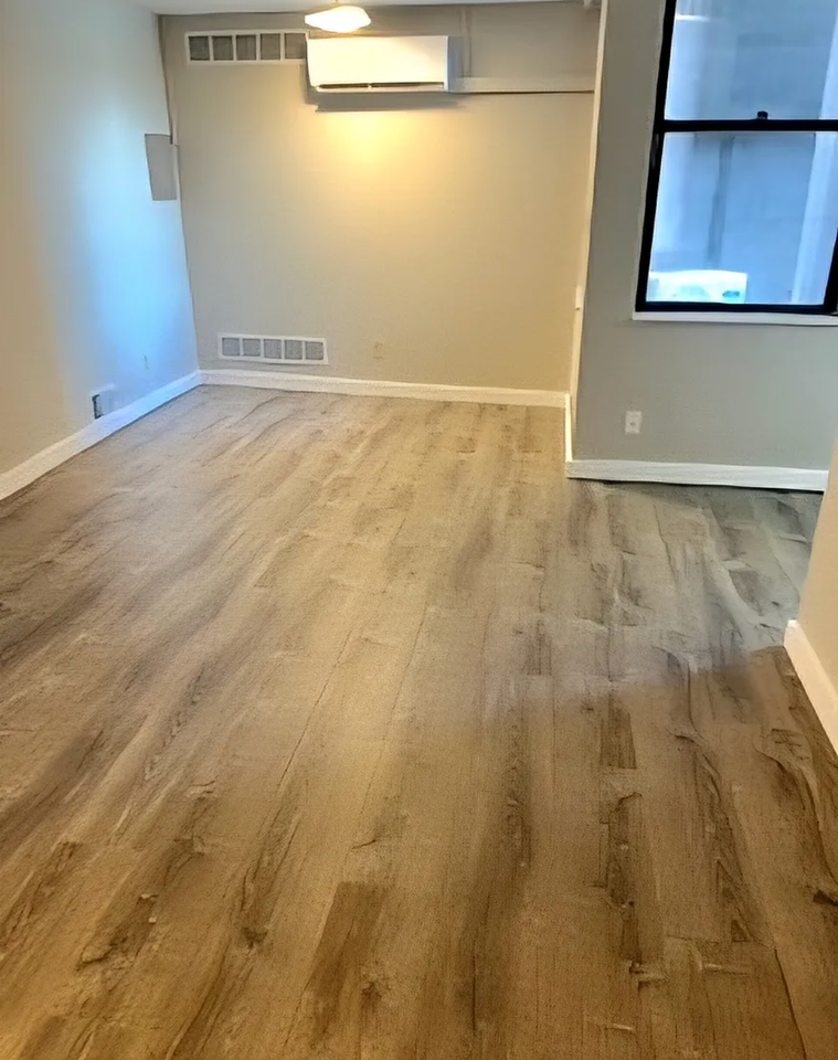 321 Ella Street - Photo 3 of 18