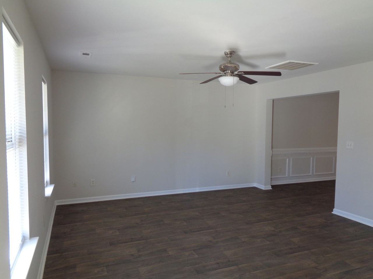 5534 Stone Bluff Ct - Photo 2 of 17